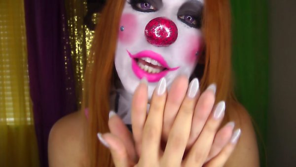 Kitzi Klown - Clown Claws