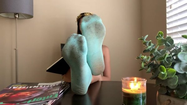 Goddess Juliet - Losers Date with Goddess Juliets Minty Dirty Socks
