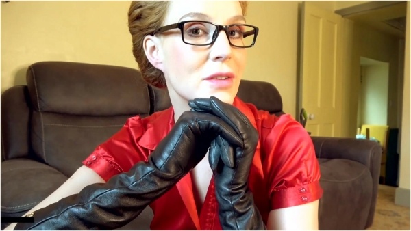 Ariel Anderssen - Aunties Sexy Leather Gloves