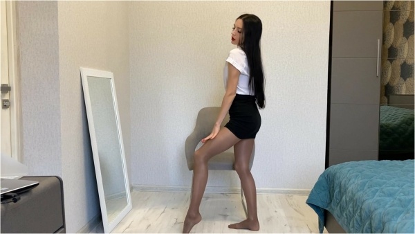 Princess Monica - Legs tease in nylon pantyhose mind fuck