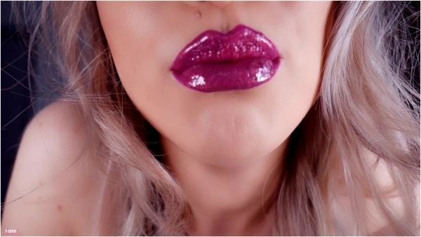 Miss Amelia - Luscious Lips Mesmerize